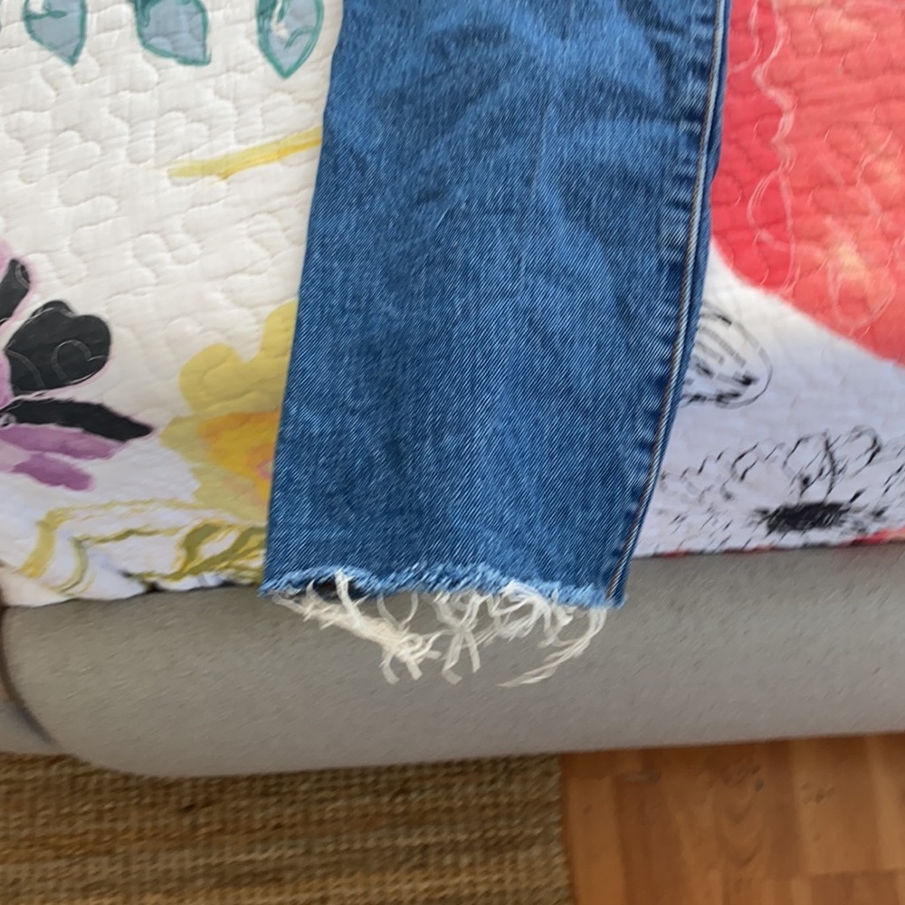 501 Levi’s - Picture 2 of 4
